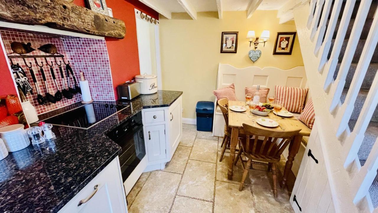 Thornwell Cottage - Heart Of The Village, Amazing Gardens, Glorious Views And Brimming With Character Dittisham Экстерьер фото